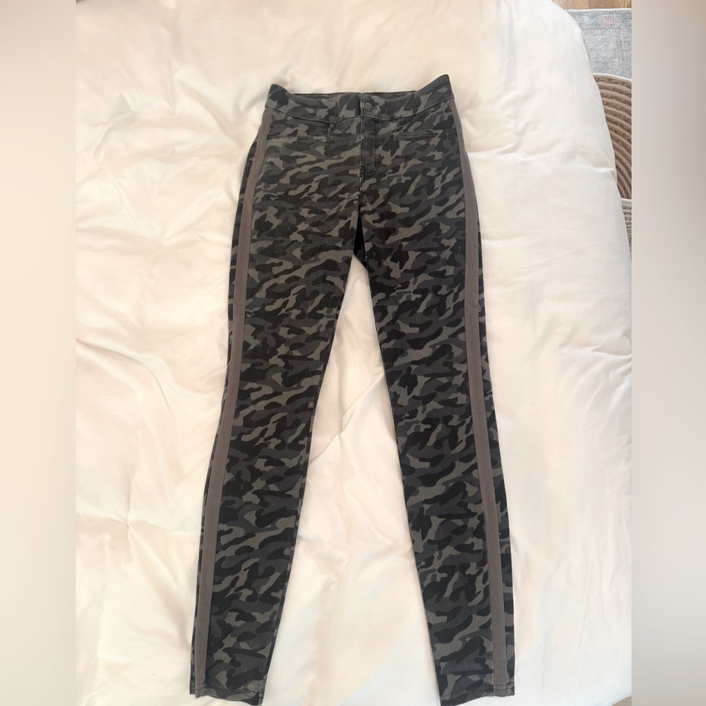 Anna & Ava Camouflage Print Jeans